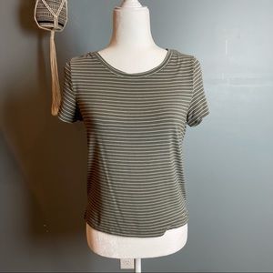 Aerie Grey Striped T-shirt • S